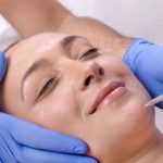 همه چیز درباره فیلر چانه: مزایا، عوارض و نکات مهم
