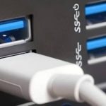 آیا پورت‌های USB دیواری در حالت غیرفعال برق مصرف می‌کنند؟