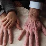 این غذاها شما را زودتر پیر می کنند!