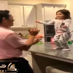 آواز شاد؛ باباهه یه ذره بچه شو گذاشت رو اپن بهش آموزش رقص بده شوک شد بچه قرش بیشتره