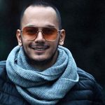 دانلود آهنگ باشکوه اشوان به نام غریبه / بدون شب بخیر تو بالاخره خوابم گرفت