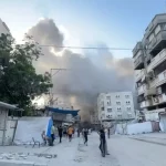 فیلم لحظه بمباران خانه آوارگان فلسطینی در غزه توسط اسرائیل