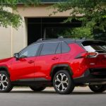 مقایسه تویوتا RAV4 با نیسان Rogue؛ نبرد شاسی بلندهای محبوب ژاپنی