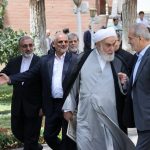 ادامه مجادله با پزشکیان و آقا پسرش بر سر اصلاحات؛ صبر تمام است!