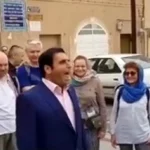 آواز شاد؛ مرد ایرانی جلو توریستای خارجی باد به غبغب انداخت خوند ولی کاش نمیخوند