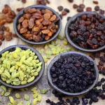 چطور در خانه مویز خوشمزه و سالم درست کنیم؟/ تجربه شیرین و سالم در آشپزخانه شما