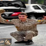 آواز شاد؛ نوجوان خوش قلب به عشق سربازا یه رقص با لباسشون رفت کیف میکنی