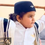 آواز محلی؛ دختر بچه بختیاری درشت اندام با لباس محلی چوب به دست چه رقصی میکنه