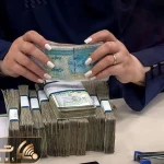 حقوق کدام گروه از کارمندان قرار است افزایش یابد؟