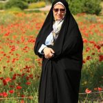 مادر شوهر محجبه و چادری فائزه دولتی جوان ترین سیاستمدار ایرانی +عکس/ مادرها گل اند، طراوتند، آرامشند