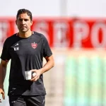 تعجب مجری از دستمزد هاشمیان: ۸ بازی، ۵۰میلیارد!