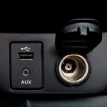 هرگز این وسلیهها را به فندکی ماشین خود متصل نکنید