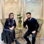 عکس یادگاری نیوشا ضیغمی  در یک فضای لوکس و مجلل/ استایل پاییزی با مانتو و شلوار چرم و بوت  زنانه مدل 2025