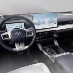 نسخه چینی تویوتا RAV4 و وایلدلندر جدید با نمایشگرهای غول‌پیکر و موتور بنزینی معرفی شدند