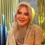 فیلم/ نگاهی به جشن تولد شاهانه بهاره رهنما با کیک تولد 2 طبقه /بهاره رهنما: آذر ماهی تولدش برای بقیه مهم نباشه میکشتتون/ بعد نیم قرن سرحال و قبراق مگه داریم اصلا؟!